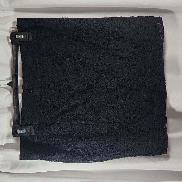 Black Lace mini skirt size 10 by Express - Picture 8 of 14